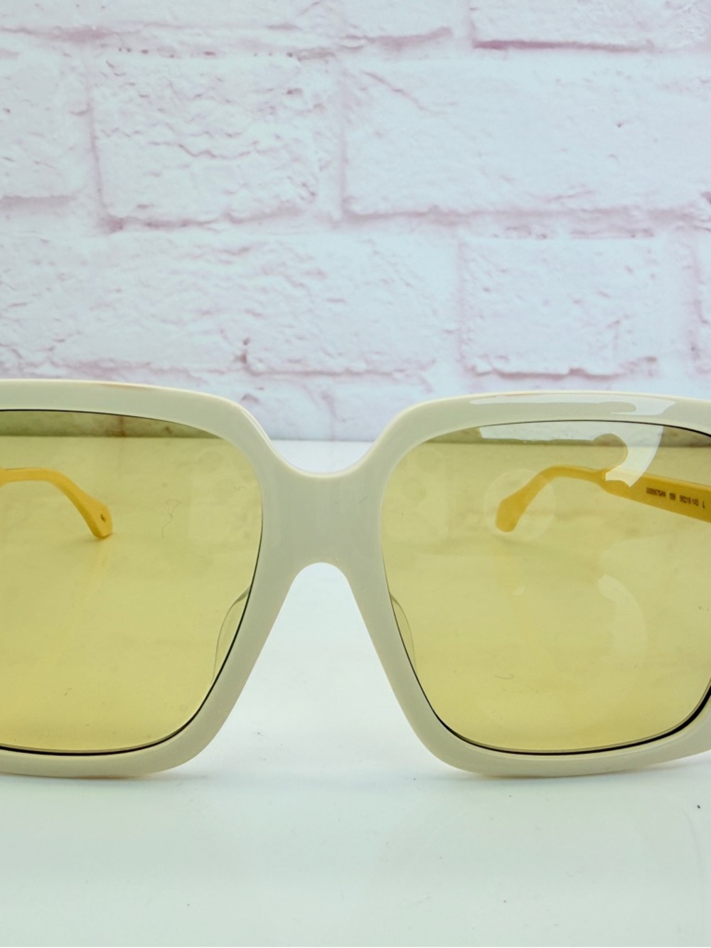 Gucci Cream 'I Love You' Square Sunglasses GG0567SAN - Picture 6 of 13